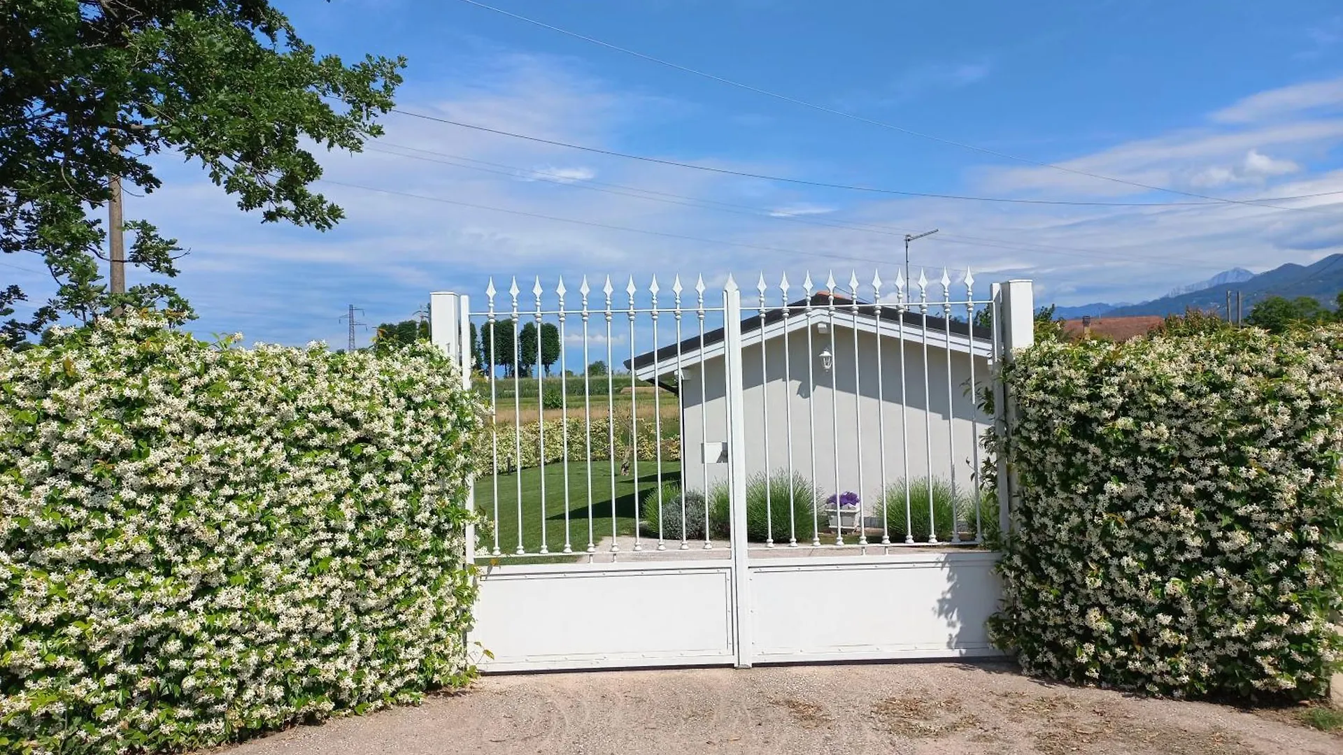 Villa Rufus House Mommio 0*,  Italia